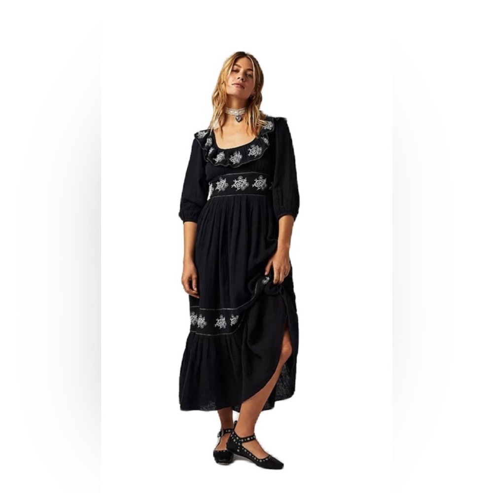 Free People Lovers Lane Maxi Dress in Black size Small